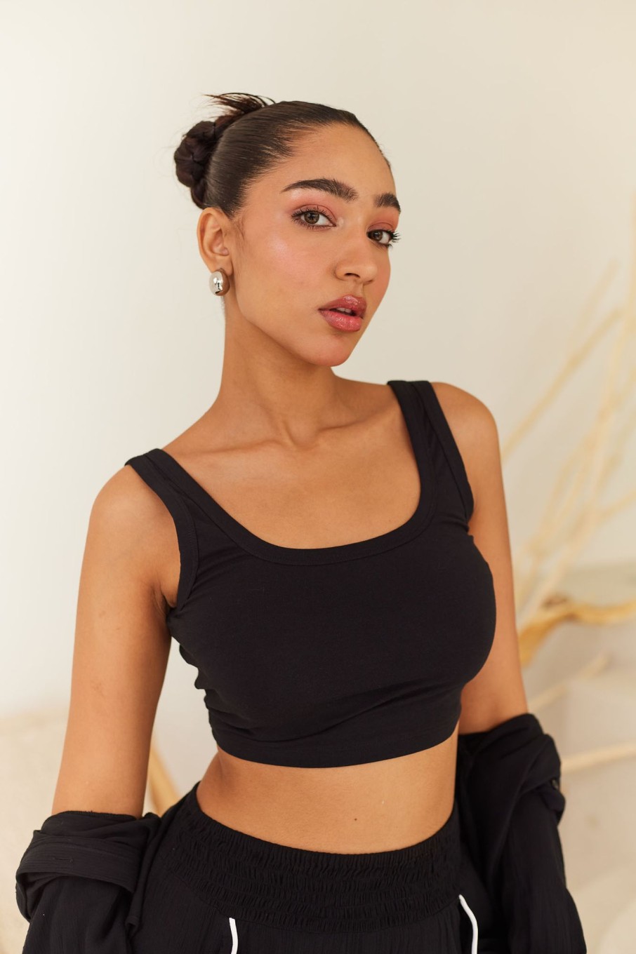 Western-Wear Urban Suburban | Black Sleeveless Knit Top