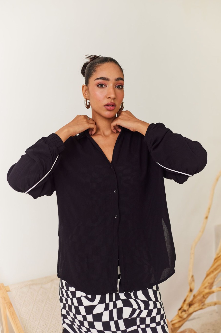 Western-Wear Urban Suburban | Black Shirt With Contrast Piping