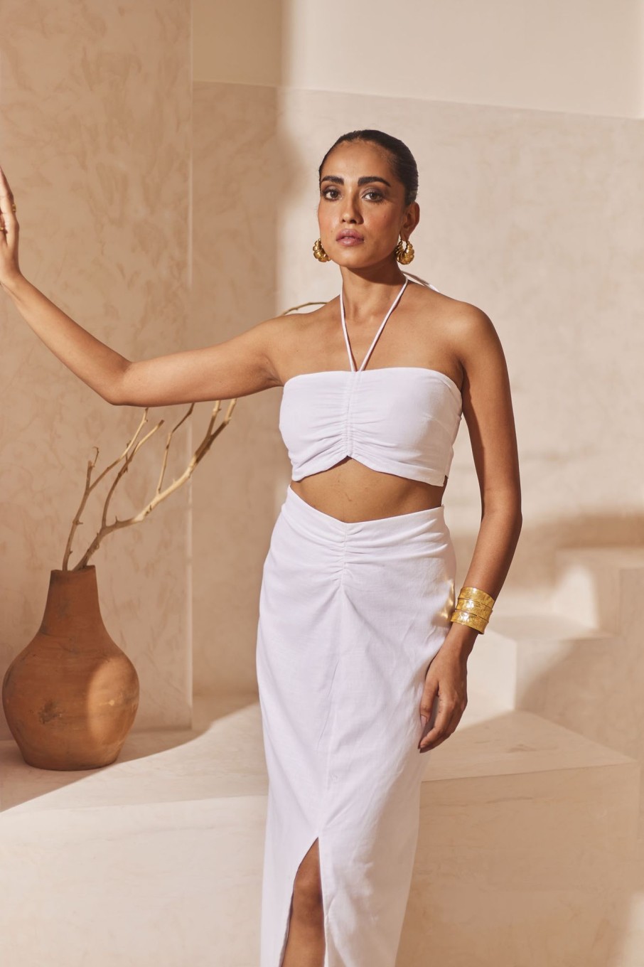 Western-Wear Urban Suburban | White Linen Halter Neck Top