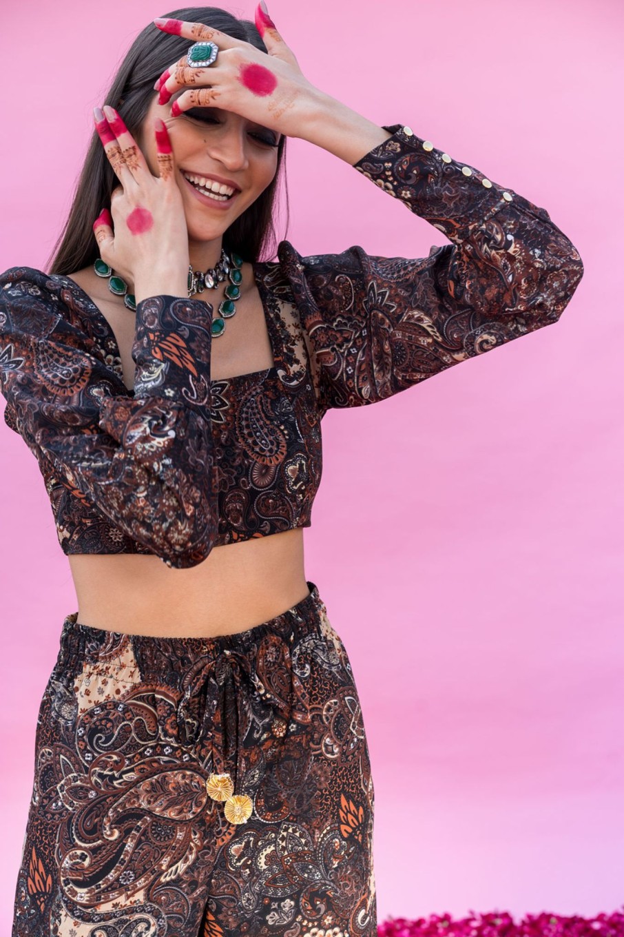 Fashion-Wear Urban Suburban | Brown Paisley Puffy Sleeves Crop Top