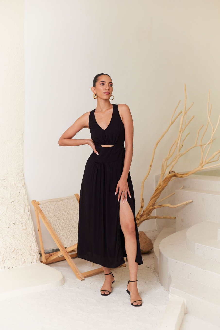 Western-Wear Urban Suburban | Black Rayon Midi Dress